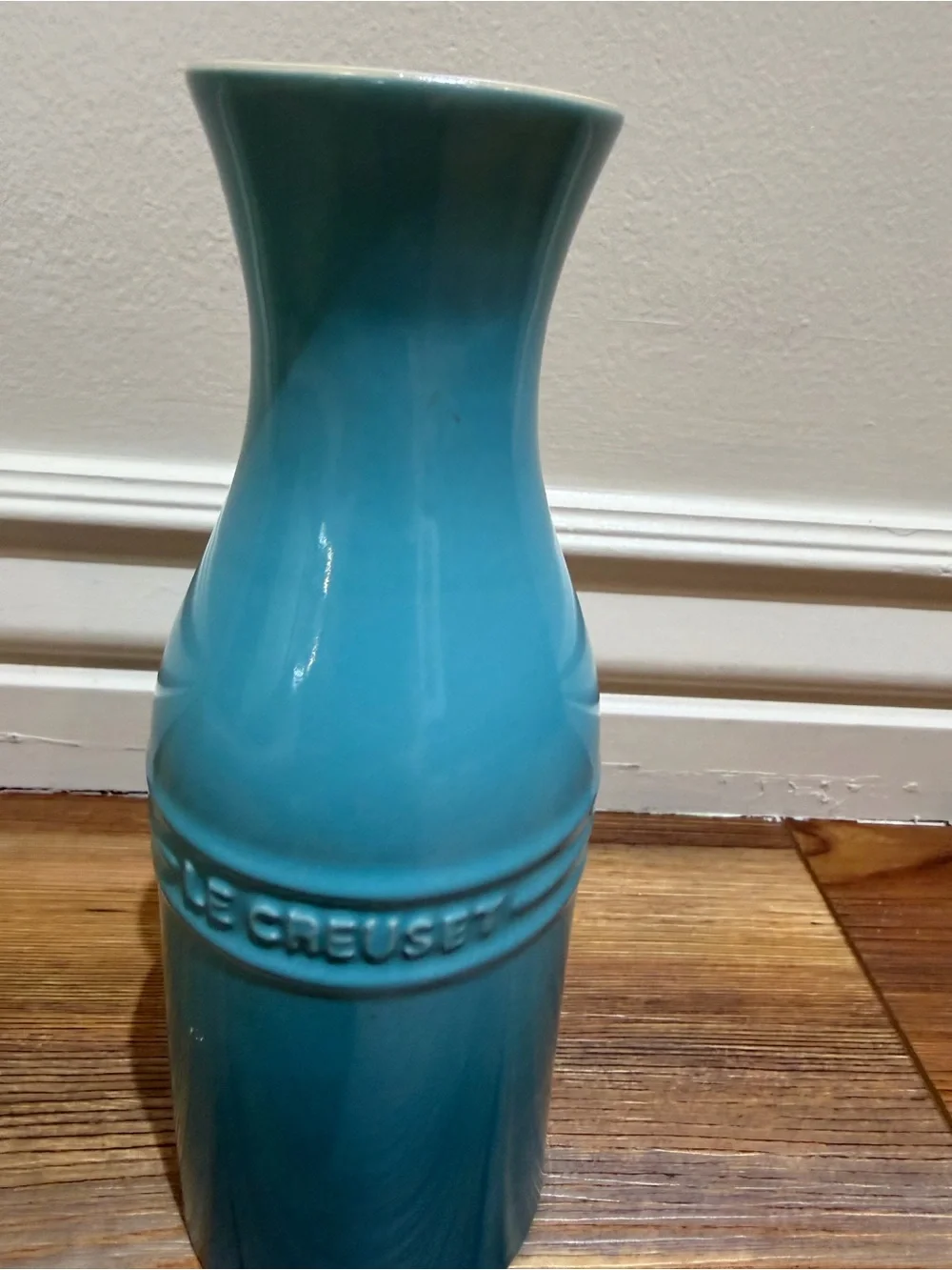 LE CREUSET Water Carafe 350ml w/out cork wine or vase holder color-Caribbean